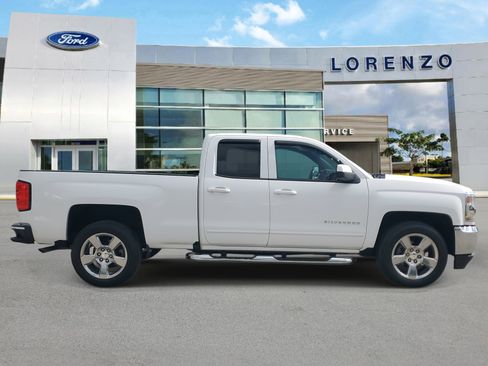 Used 2018 Chevrolet Silverado 1500 LT w/ All Star Edition image 4