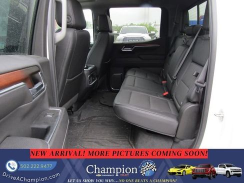 Used 2024 GMC Sierra 1500 Denali AWD/4WD image 12