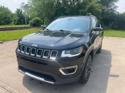Used 2017 Jeep Compass Limited AWD/4WD image 1