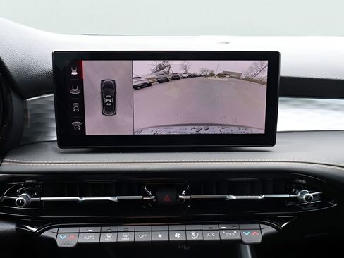 New 2025 Alfa Romeo Tonale w/ Premium Package image 25