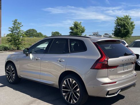 New 2026 Volvo XC60 T8 Ultra w/ Protection Package Premier AWD/4WD image 5