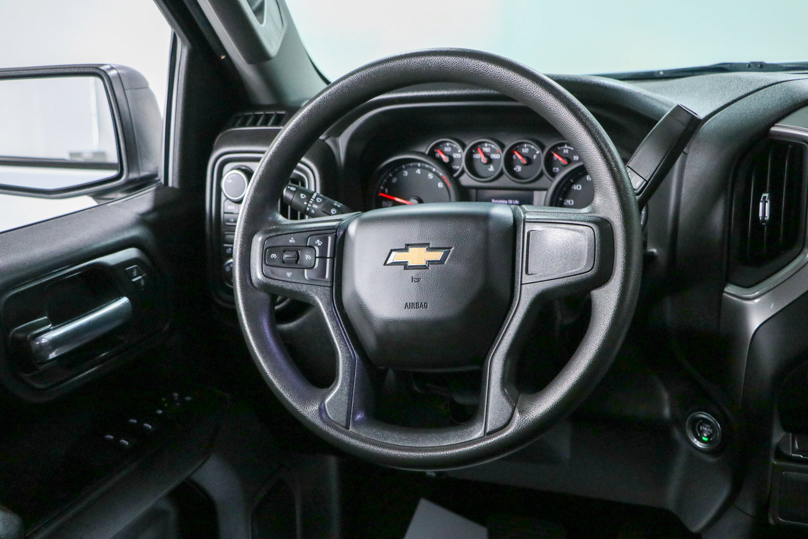 Used 2024 Chevrolet Silverado 1500 Custom AWD/4WD image 12