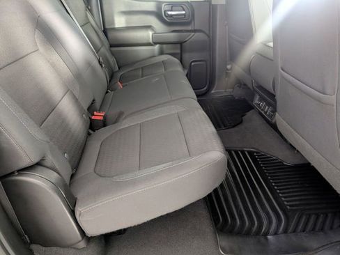 Used 2022 Chevrolet Silverado 1500 LT image 30