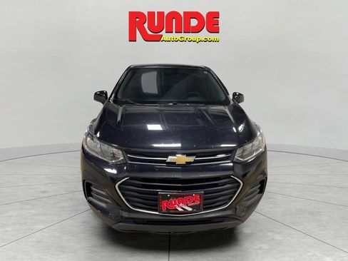 Used 2020 Chevrolet Trax LS FWD image 8