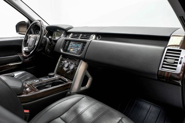 Used 2015 Land Rover Range Rover HSE AWD/4WD image 18