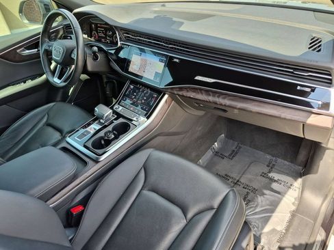 Used 2021 Audi Q8 Premium Plus w/ Premium Plus Package AWD/4WD image 20