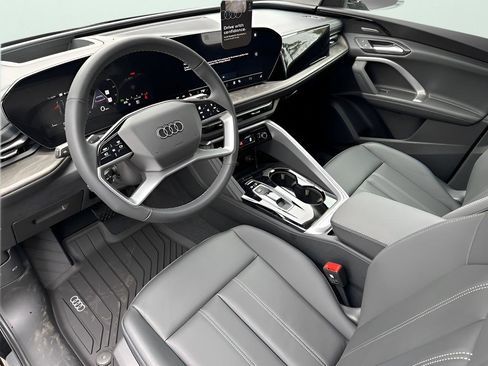 New 2025 Audi Q5 2.0T Premium Plus image 30