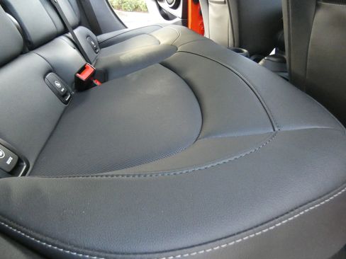 Used 2019 MINI Cooper S w/ Premium Package image 39