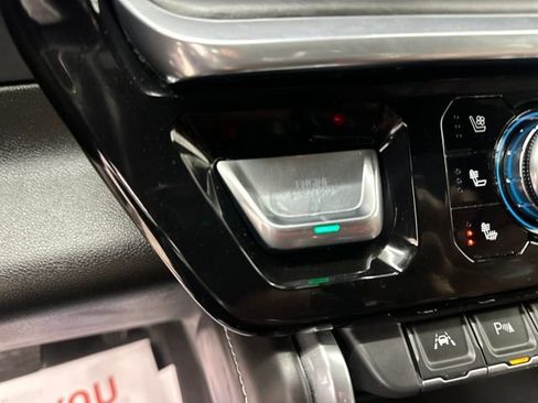 Used 2022 GMC Sierra 1500 Denali Ultimate image 32