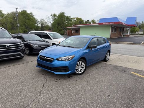Used 2023 Subaru Impreza 2.0i AWD/4WD image 2