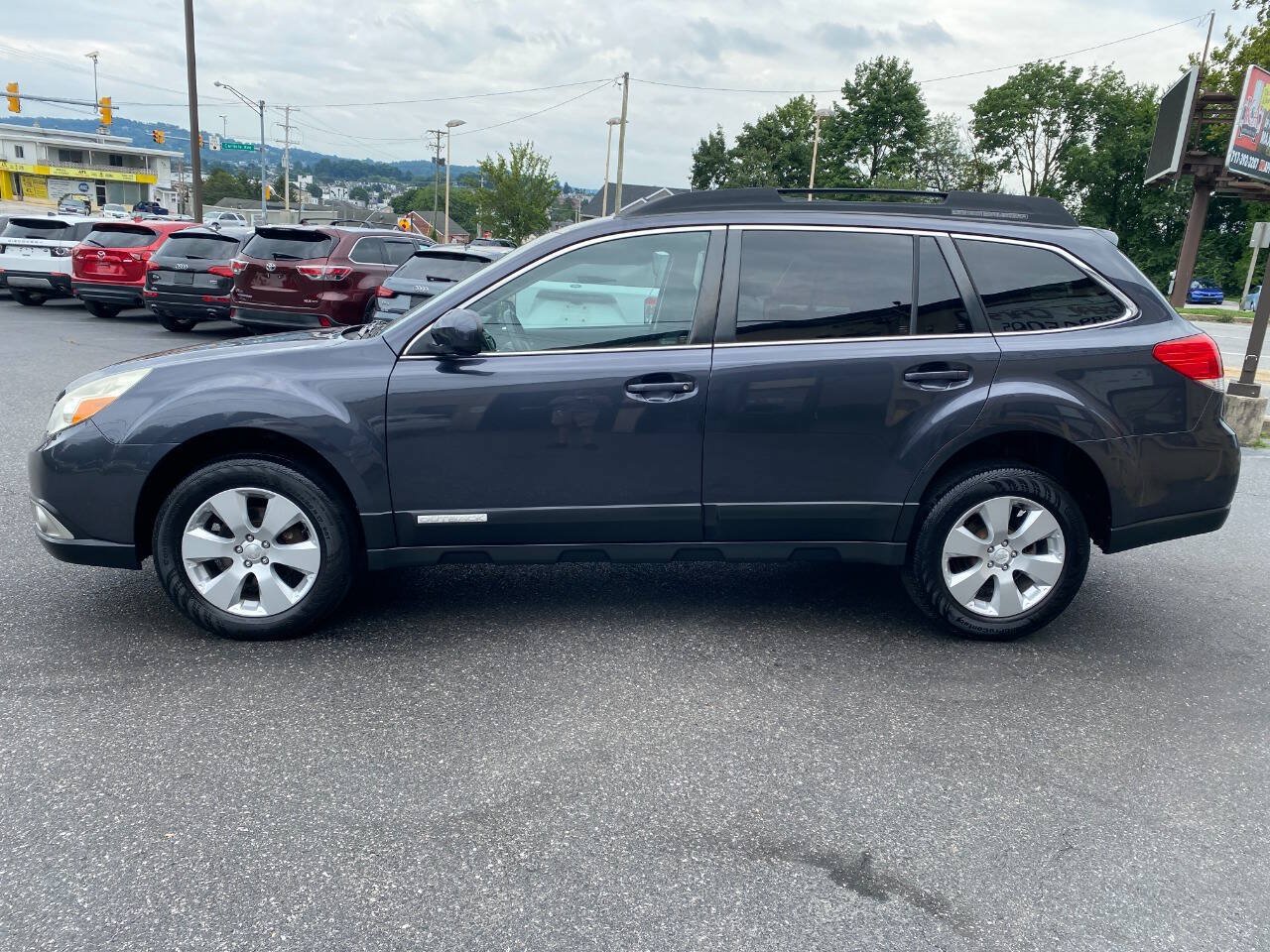 Used 2012 Subaru Outback 2.5i Premium AWD/4WD image 6