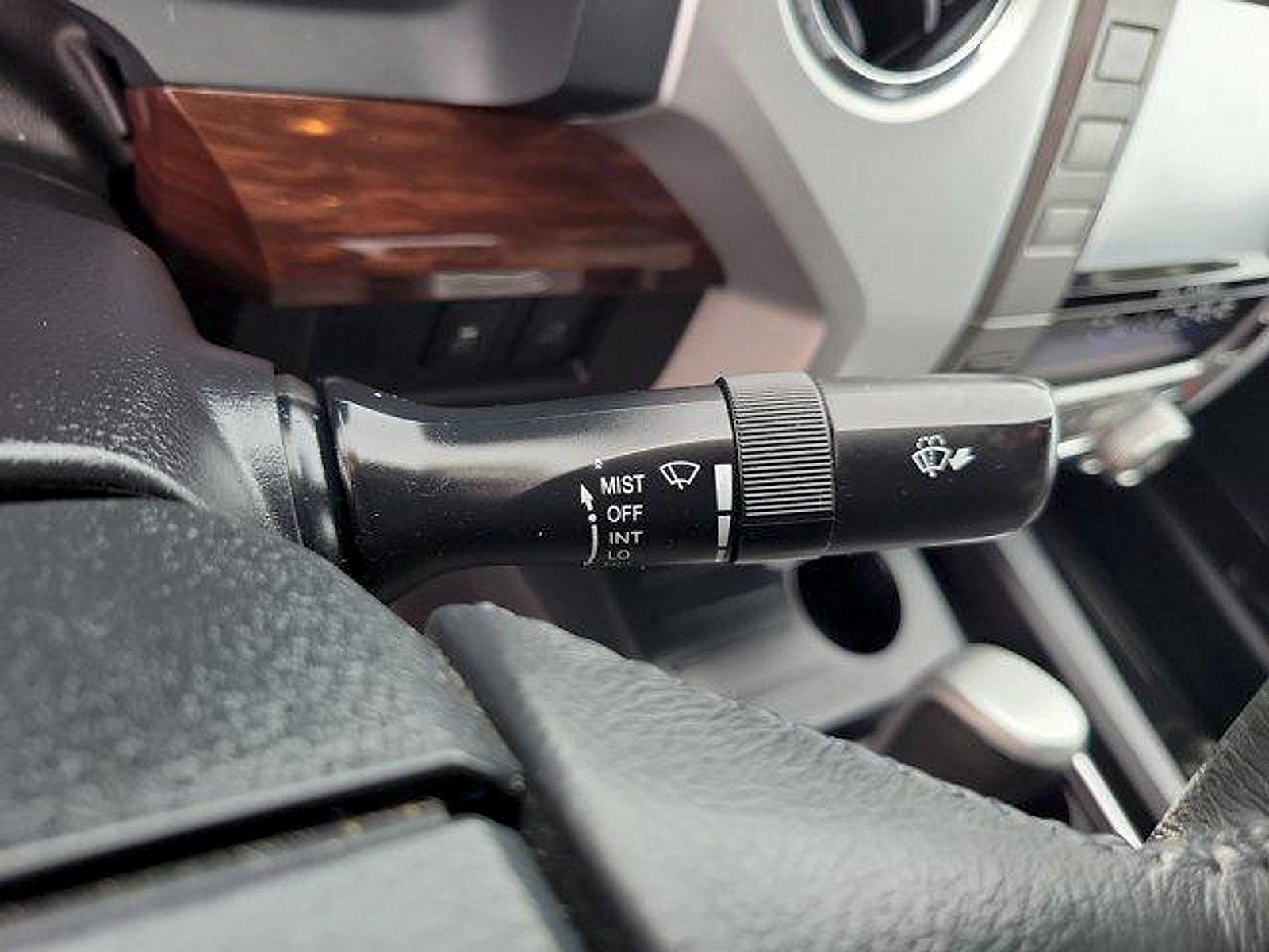 Used 2014 Toyota Tundra Limited w/ TRD Off Road Package AWD/4WD image 29