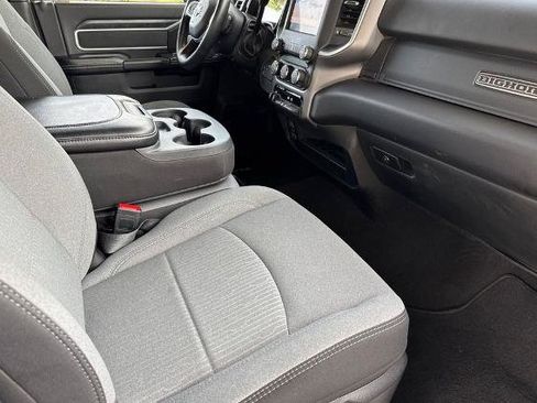 Used 2024 RAM 2500 Big Horn AWD/4WD image 24