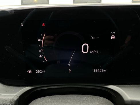 Used 2025 Buick Encore GX Preferred image 36