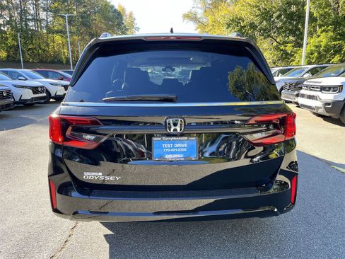New 2026 Honda Odyssey EX-L image 3