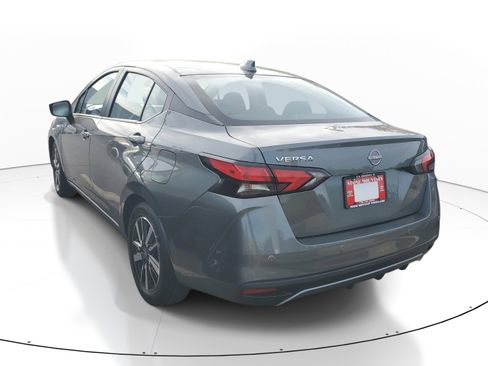 Used 2025 Nissan Versa SV image 7