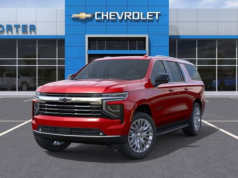 New 2025 Chevrolet Suburban LT w/ Comfort Package AWD/4WD image 6