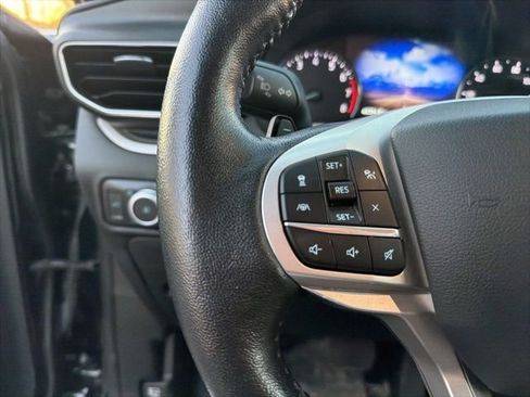 Used 2021 Ford Explorer XLT w/ Equipment Group 202A image 23