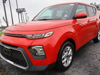 Used 2022 Kia Soul LX w/ Technology Package FWD video 1