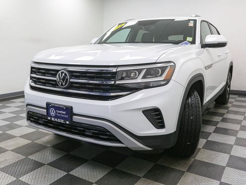 Certified 2022 Volkswagen Atlas Cross Sport SE AWD/4WD image 5