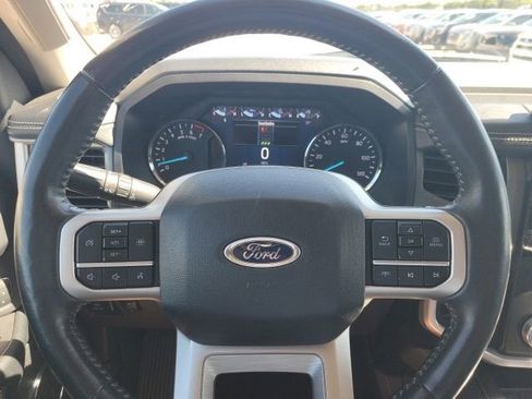 Used 2024 Ford Expedition XLT AWD/4WD image 15