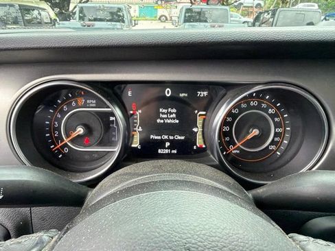 Used 2021 Jeep Gladiator Sport AWD/4WD image 21