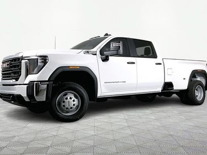 New 2026 GMC Sierra 3500 Pro w/ Convenience Package
