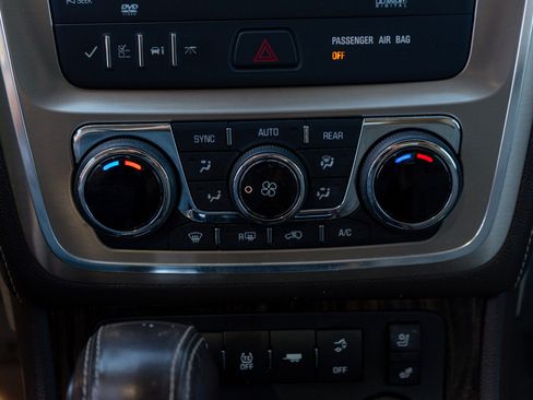 Used 2013 GMC Acadia Denali AWD/4WD image 16