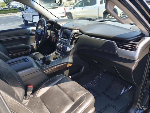 Used 2018 Chevrolet Tahoe LT image 12