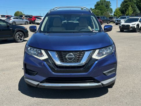 Used 2020 Nissan Rogue SV AWD/4WD image 2