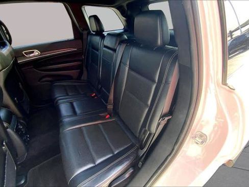 Certified 2017 Jeep Grand Cherokee Limited w/ Luxury Group II AWD/4WD image 19