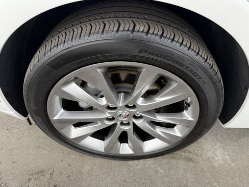 Used 2023 Buick Envision Avenir AWD/4WD image 55
