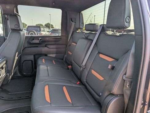 Used 2026 GMC Sierra 2500 AT4 AWD/4WD image 25