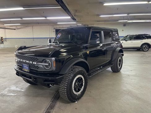 Certified 2024 Ford Bronco Badlands AWD/4WD image 3