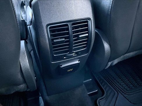 Used 2016 Ford Escape Titanium image 33