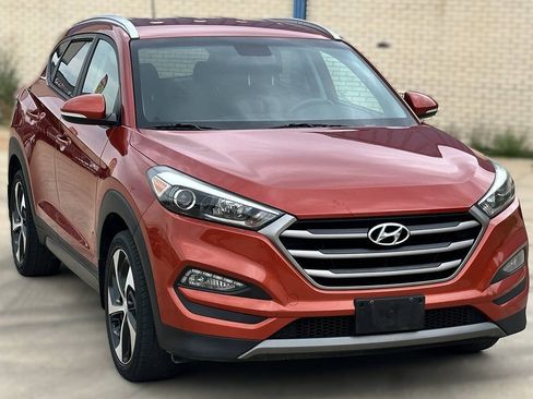 Used 2016 Hyundai Tucson Sport FWD image 5