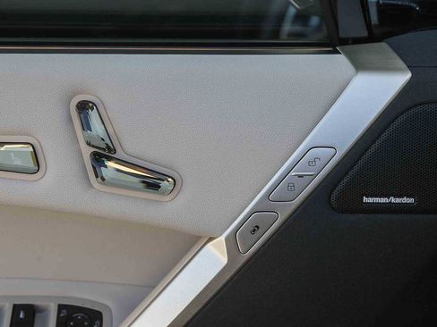 Certified 2023 BMW iX xDrive50 w/ Premium Package image 19