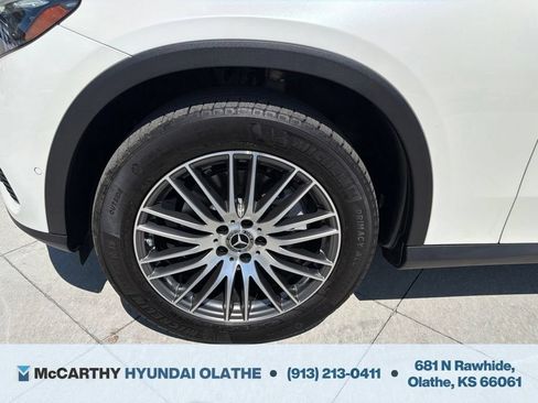 Used 2023 Mercedes-Benz GLC 300 4MATIC image 17
