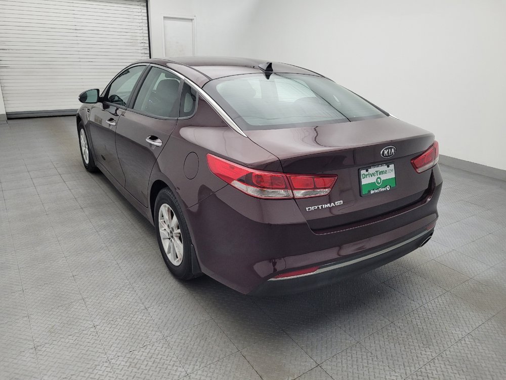 Used 2017 Kia Optima LX FWD image 5