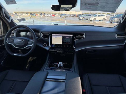 New 2026 Jeep Grand Wagoneer Limited image 23