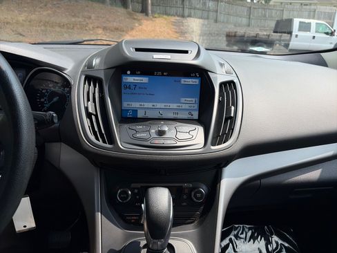 Used 2016 Ford Escape SE w/ Equipment Group 201A AWD/4WD image 20