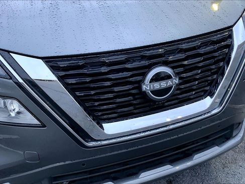 Used 2023 Nissan Rogue SL w/ SL Premium Package image 29