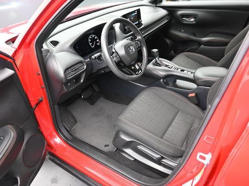 Certified 2024 Honda HR-V Sport image 19