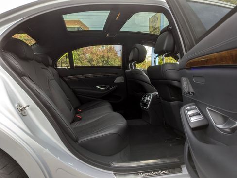 Used 2016 Mercedes-Benz S 550 4MATIC Sedan image 39
