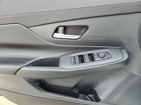 New 2026 Nissan Sentra SV w/ Floor Mat Package FWD image 9