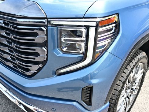 Used 2024 GMC Sierra 1500 Denali Ultimate AWD/4WD image 15