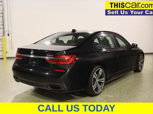 Used 2019 BMW 750i w/ Executive Package RWD image 8