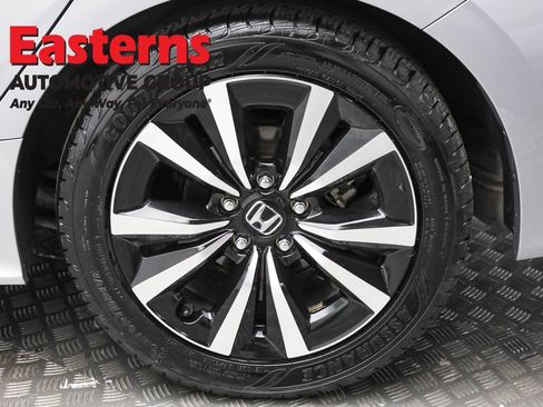 Used 2022 Honda Civic EX image 8