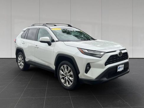Used 2024 Toyota RAV4 XLE Premium w/ Weather Package AWD/4WD image 7