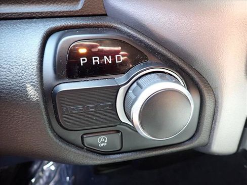 Used 2019 RAM 1500 Big Horn RWD image 16